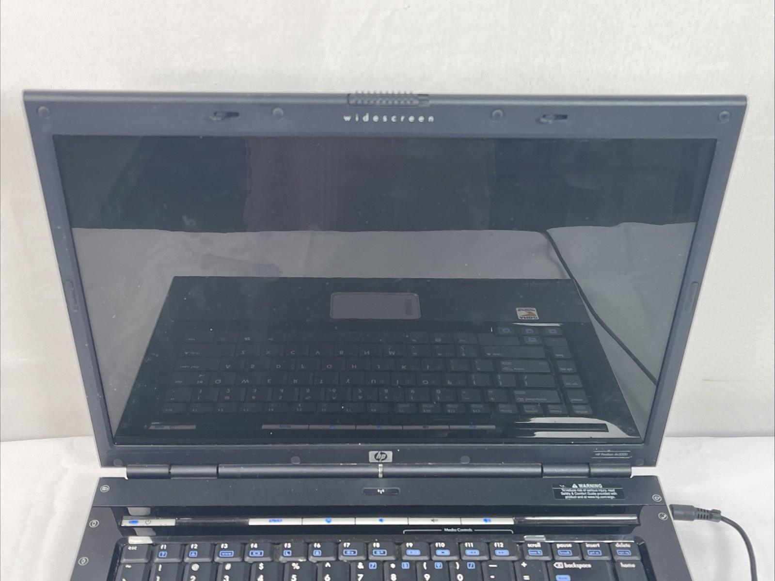 Hp Pavilion Dv5000 Laptop Altec Lansing 15″ 1.66 GHz & Power Supply Bundle