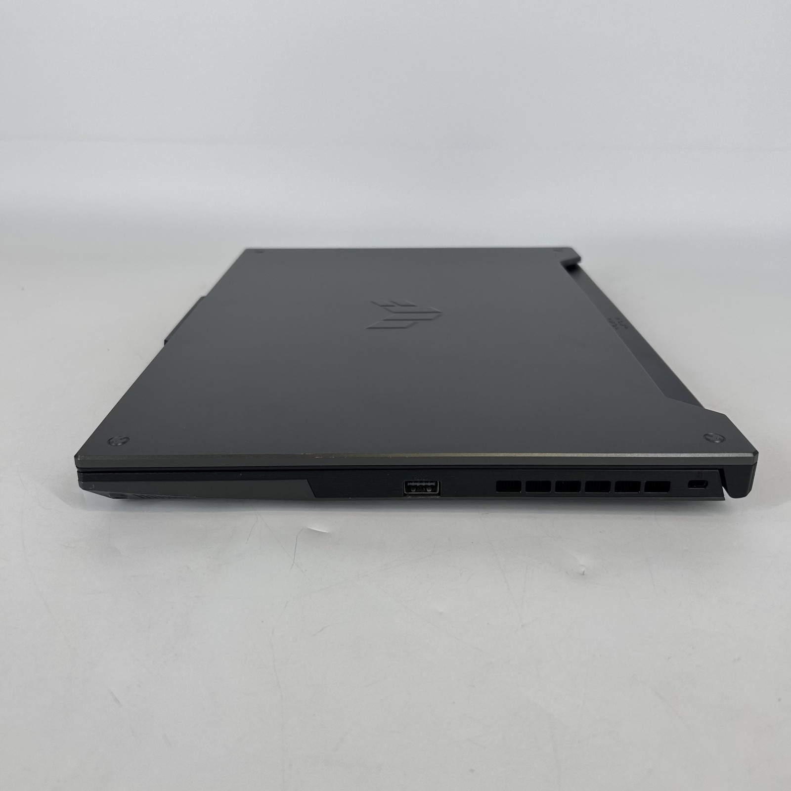 Asus TUF F15 144Hz FHD 2.5 GHz i5-12500H 16GB 512GB SSD NVIDIA RTX 3050 Good
