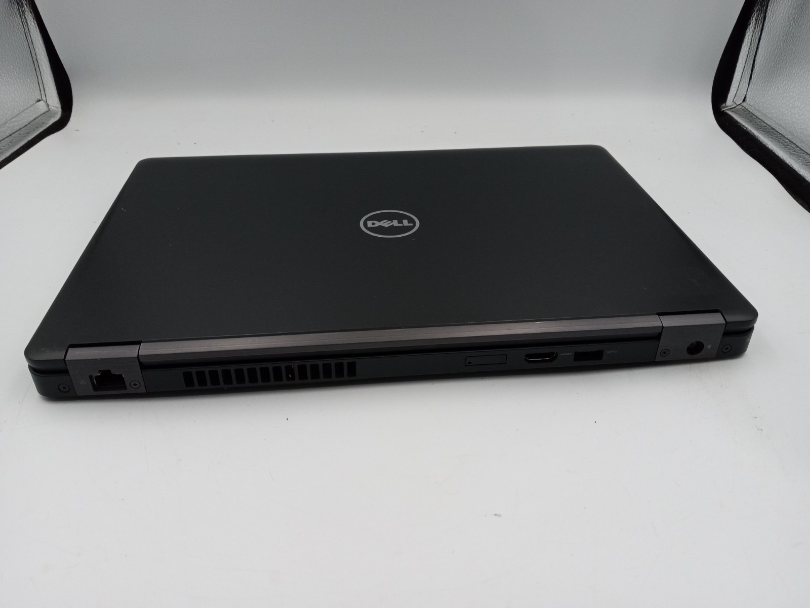 Dell Latitude 5480 14″ Laptop Intel Core i7-7820HQ 4GB RAM 128GB SSD Windows 11
