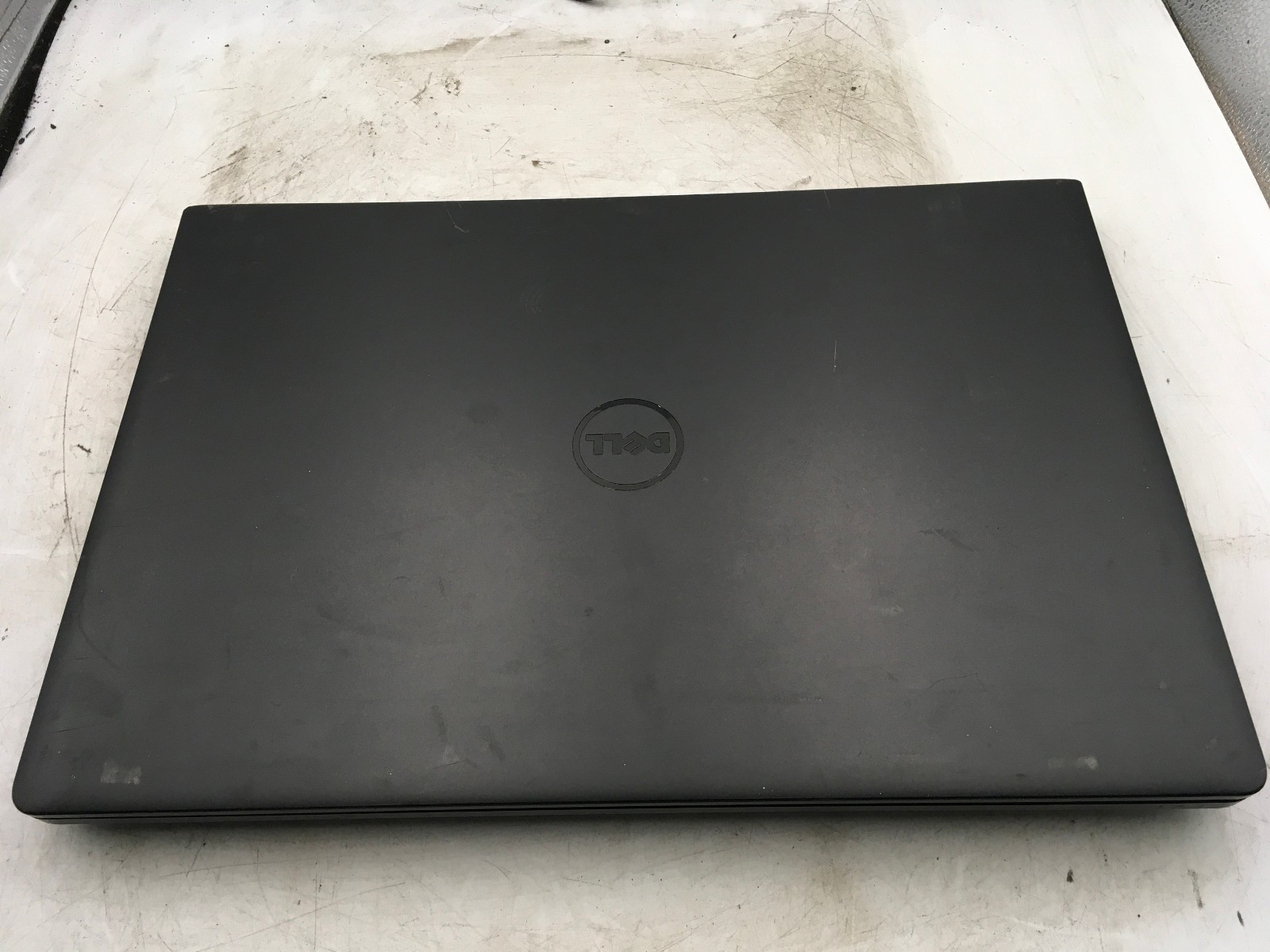 DELL LATITUDE 3570 – FOR PARTS/NO BOOT – INTEL i5-6200U – 4GB RAM – READ DESC-BB