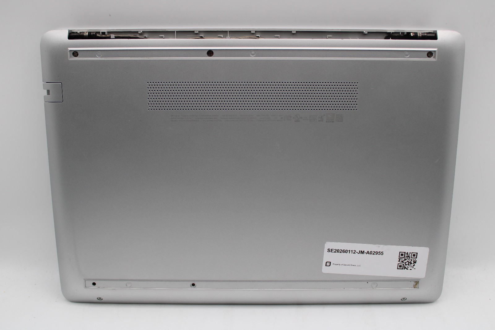HP 14-cm0065st _ AMD A9-9425 _ 4GB RAM _ No SSD / OS / Battery _ Radeon