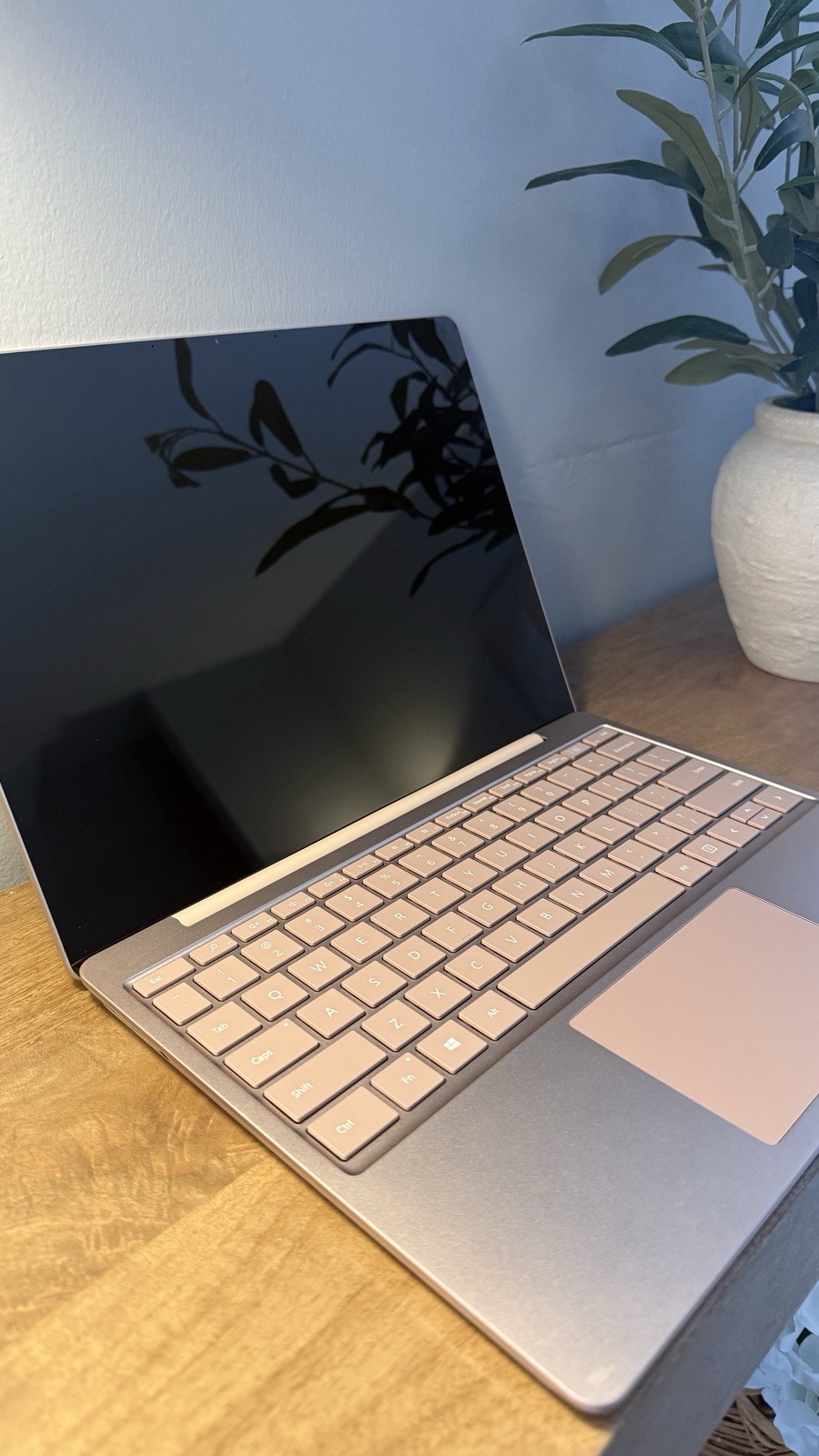 Microsoft Surface Laptop Go Sandstone