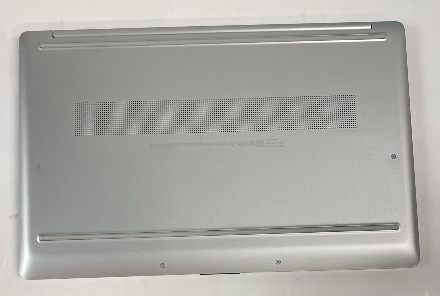 HP Laptop 17-cn0003dx 17.3″ 11th gen i3-1125G4 2.0GHz No RAM No Power – READ