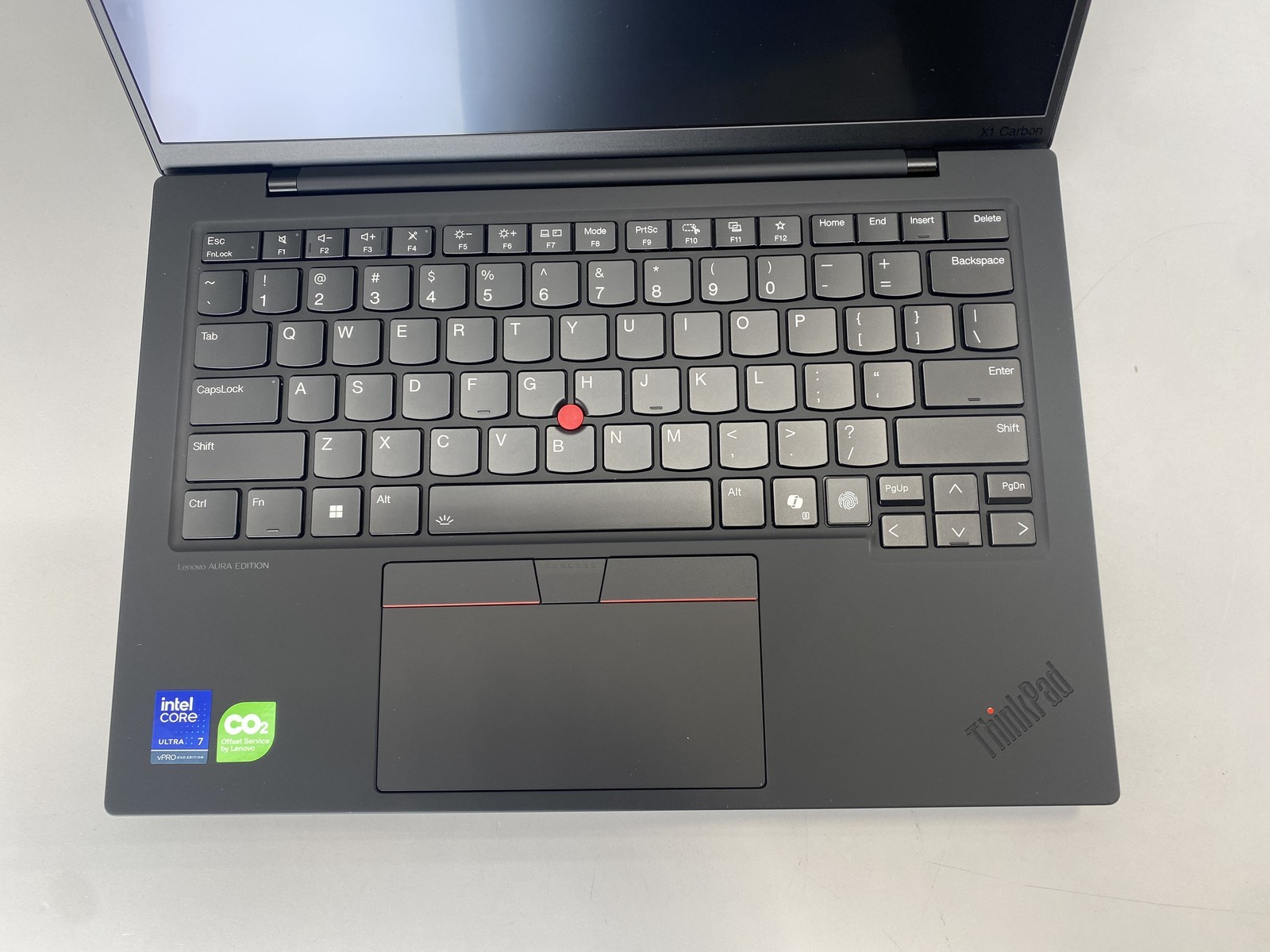Lenovo Laptop ThinkPad X1 Carbon Gen 13 14″ Intel Core Ultra 7 265U 512GB