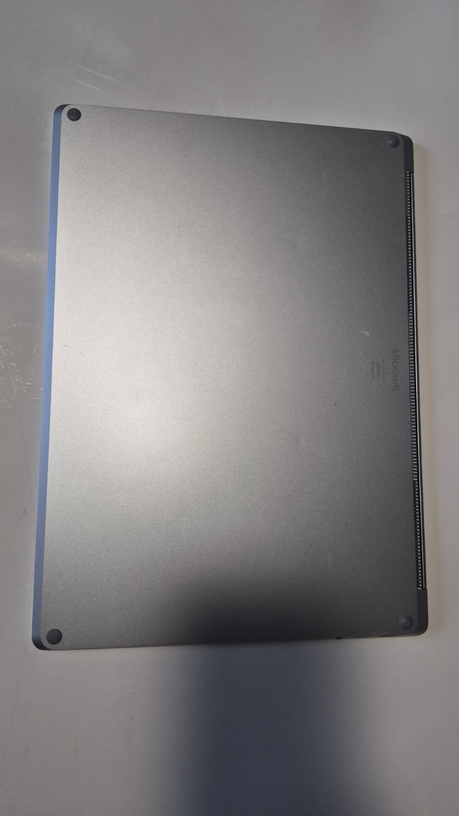 Microsoft Surface Laptop 3 (1872) 15″ 128GB, Intel i5 10th, 8GB – Platinum READ