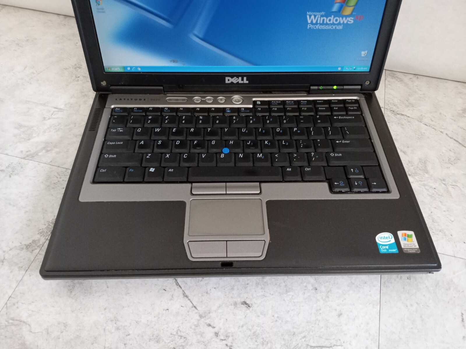 Dell Latitude D620 14″ Laptop Intel Core Duo 2GB RAM 80GB XP RS232 *C-GRADE* -RR
