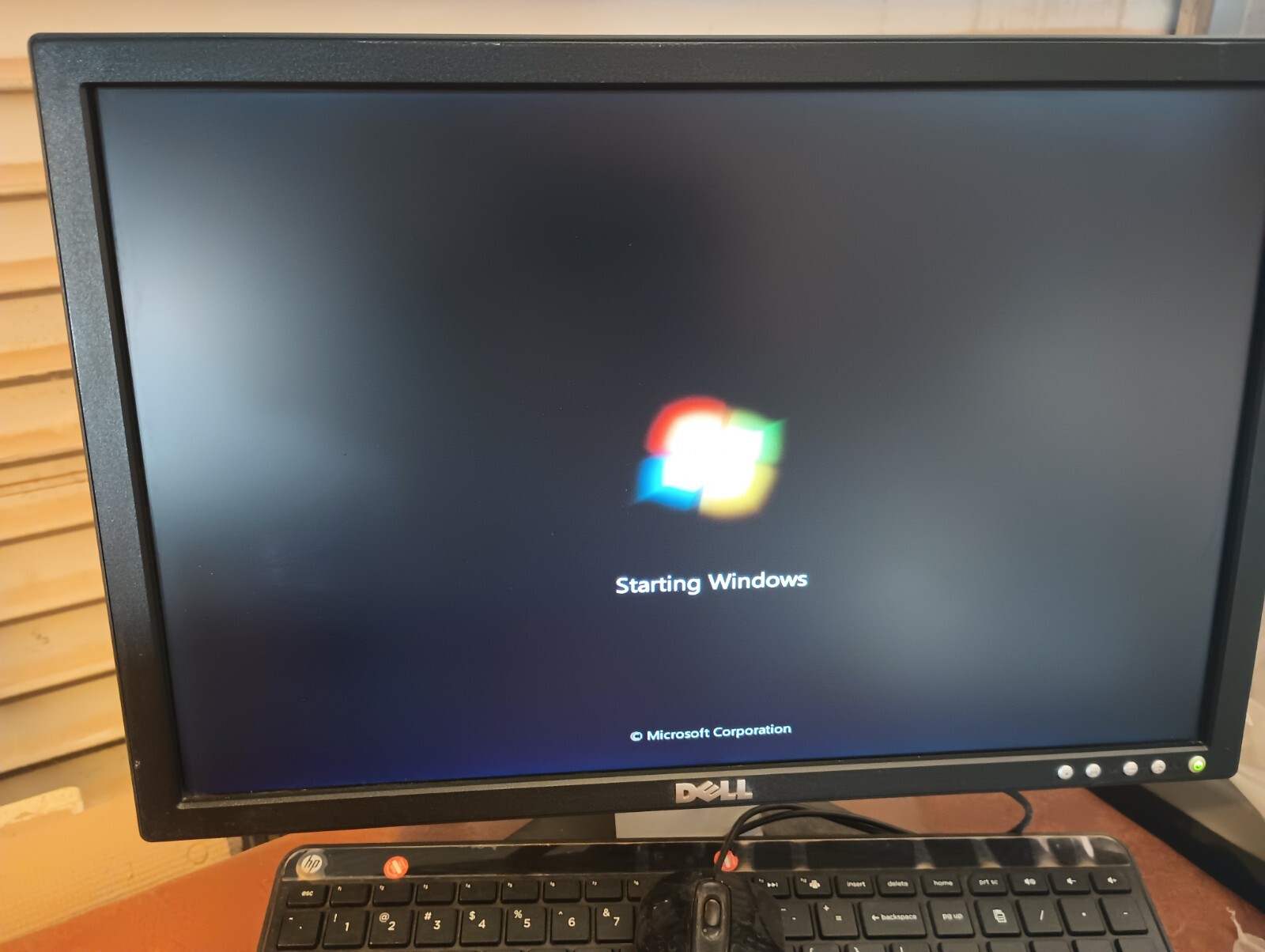 Acer Aspire One 725-0802 AMD C60 2GB RAM 320 HDD 11.6″ Laptop FOR REPAIRS/PARTS