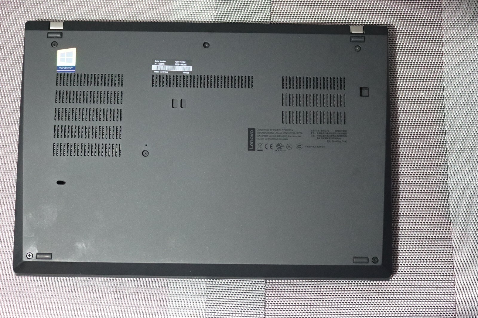 Lenovo Thinkpad T490 14 in (SSD,Intel Core i5 8th Gen.)