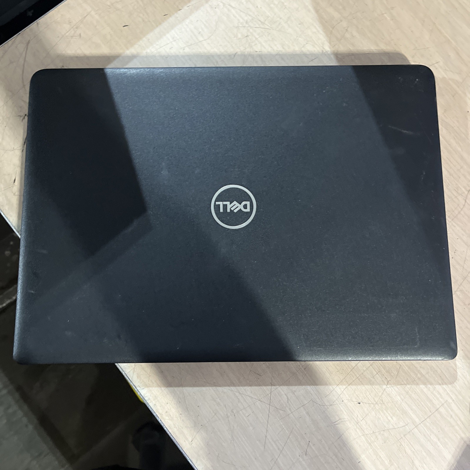DELL LATITUDE 3400 INTEL CORE I5-8265U 8GB RAM NO HD ‘