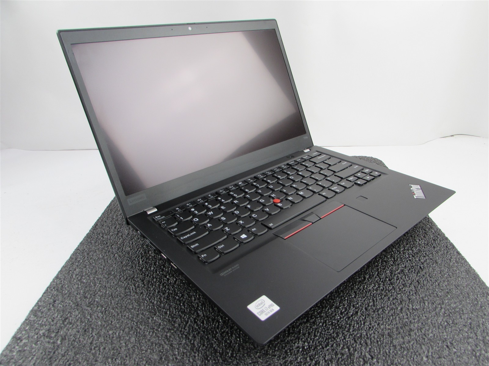 LENOVO THINKPAD T14s (GEN 1) Intel CORE I7-10610U 512GB SSD 16GB RAM NO O.S