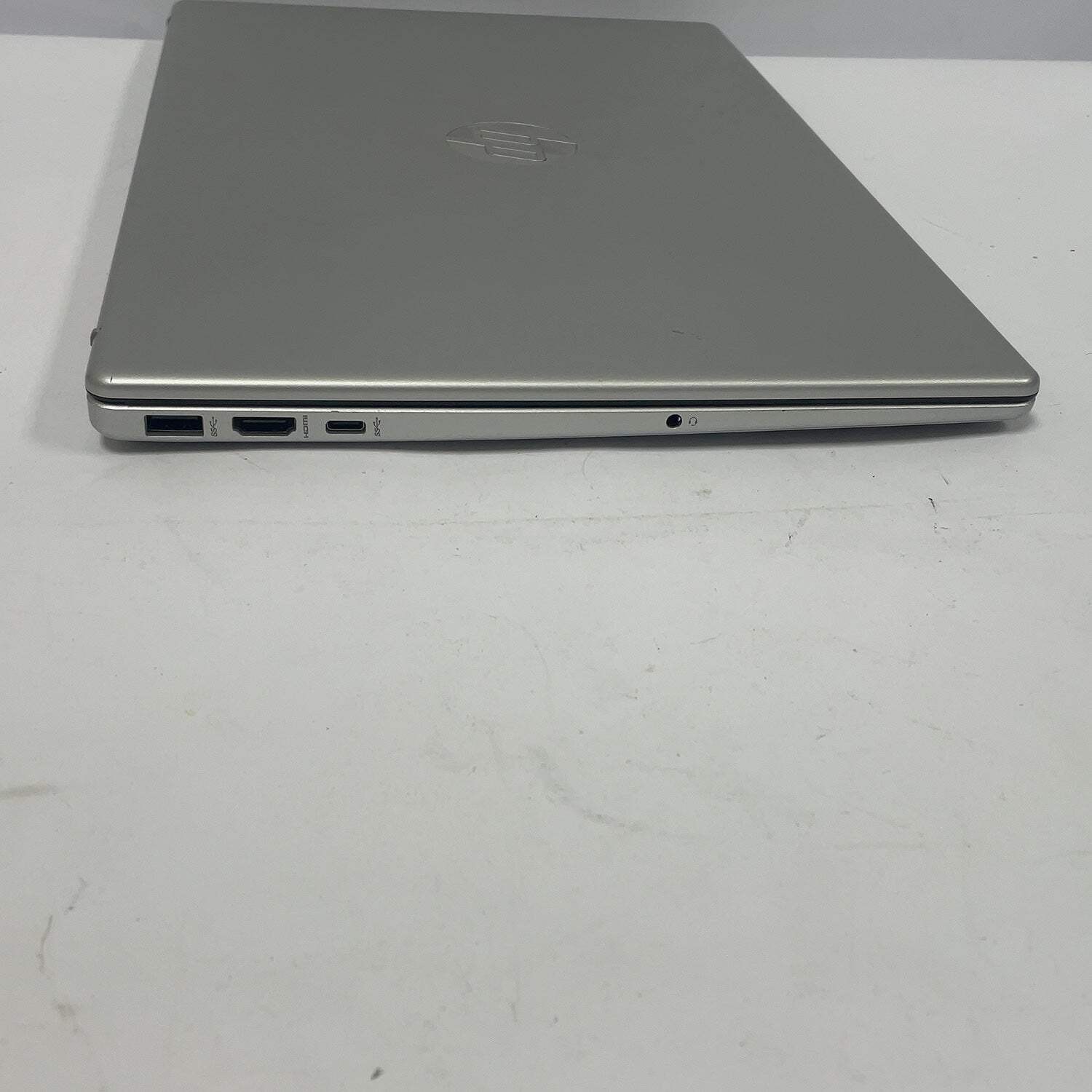 HP Laptop 15-FD0133WM 15.6″ i3-N305 1.8GHz 8GB RAM 256GB SSD