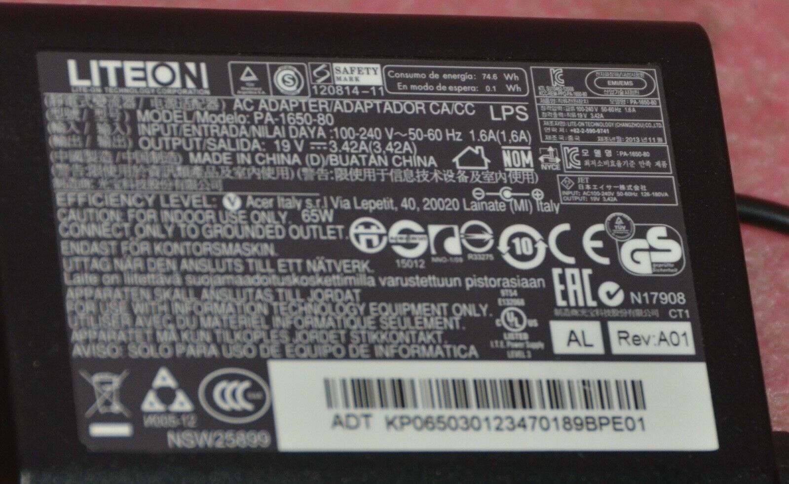 Acer Chromebook C720 Series Model ZHN__PLEASE READ__NON-WORKING.