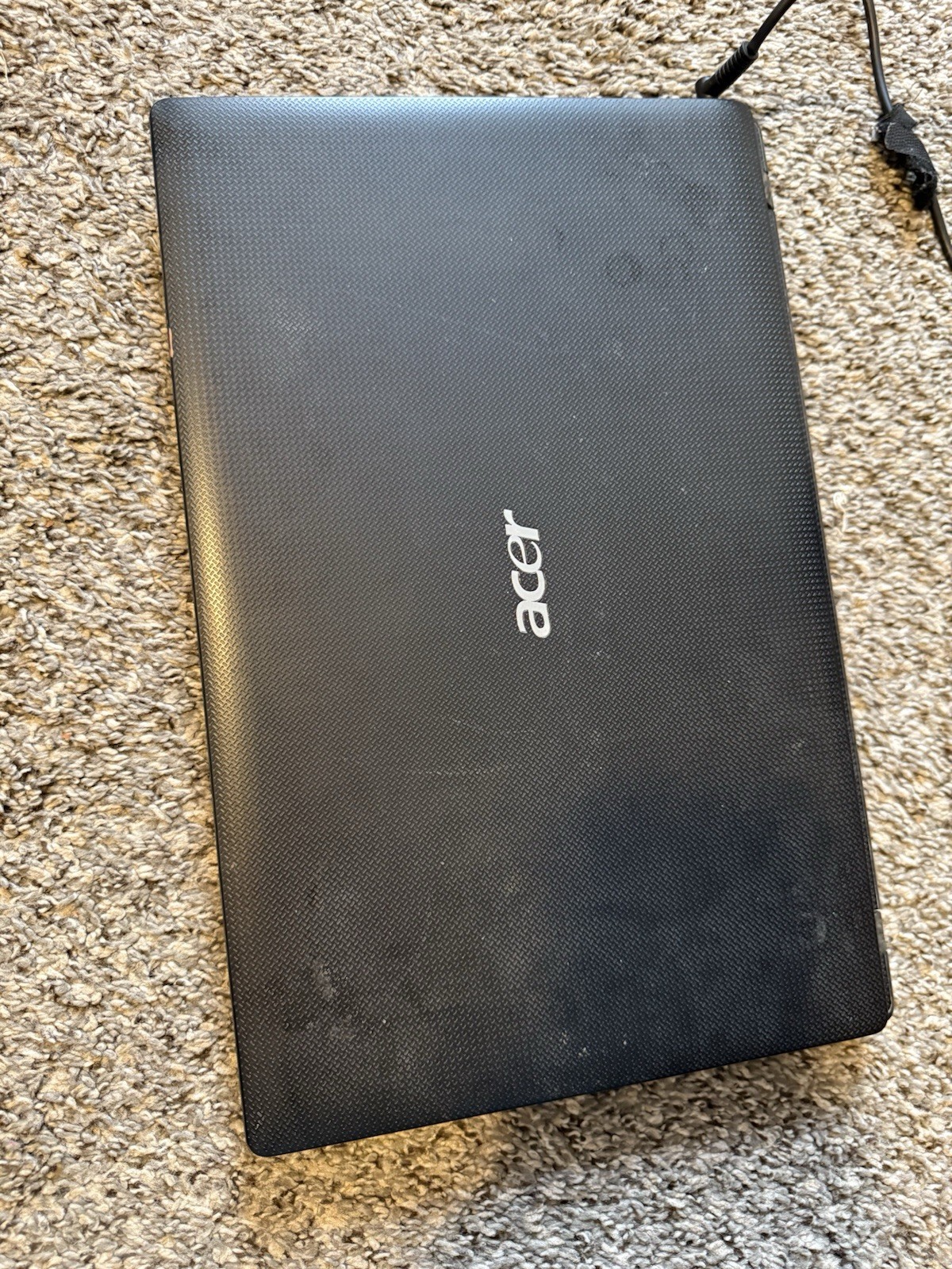 Acer Aspire 5742Z Laptop Intel Pentium P6100 3GB RAM 320GB HDD 15.6″ LED – AS IS