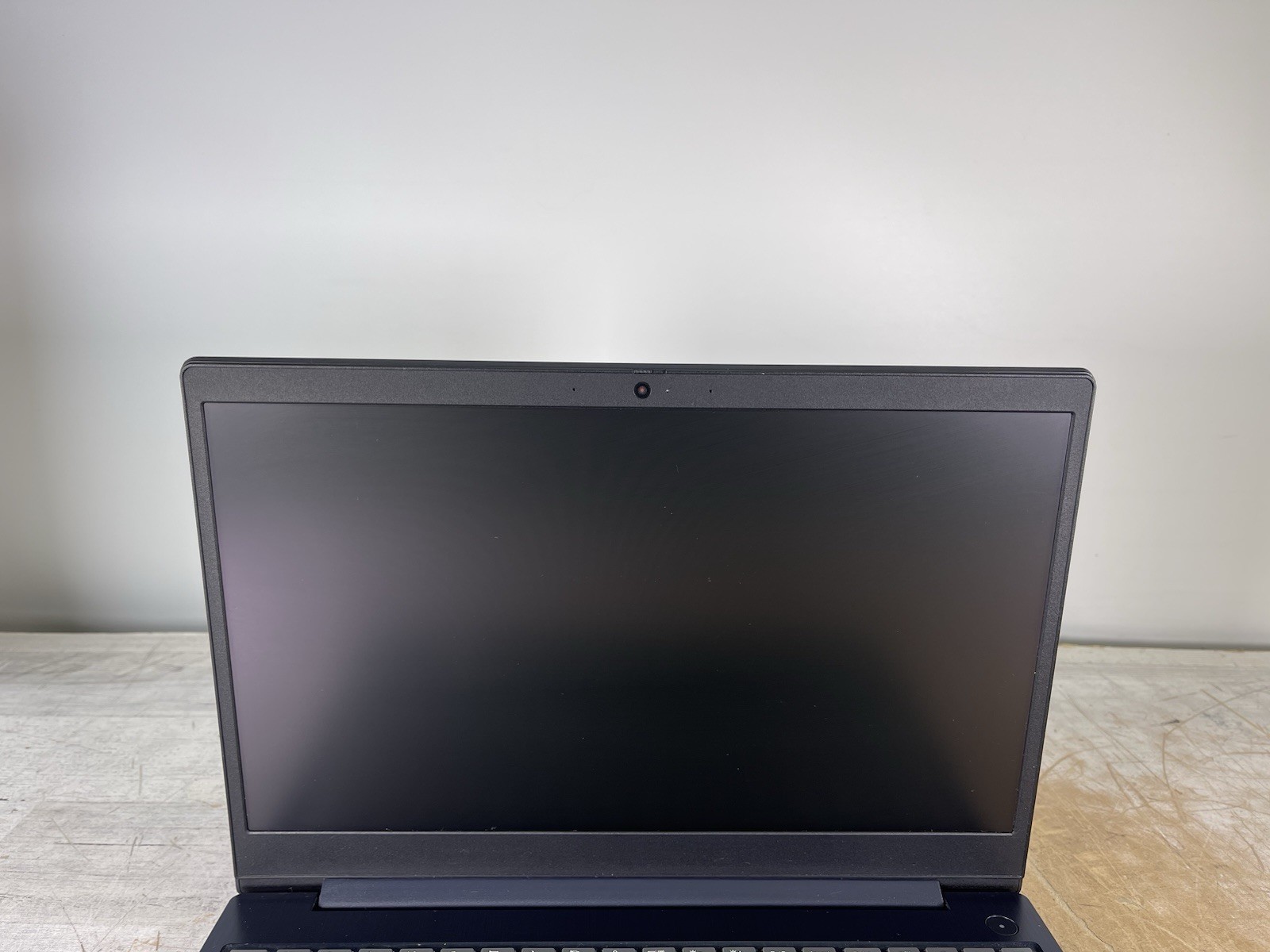 LENOVO IDEAPAD 3-15IML05 i5-10210U @ 1.60GHz, 8GB RAM, NO HDD/OS