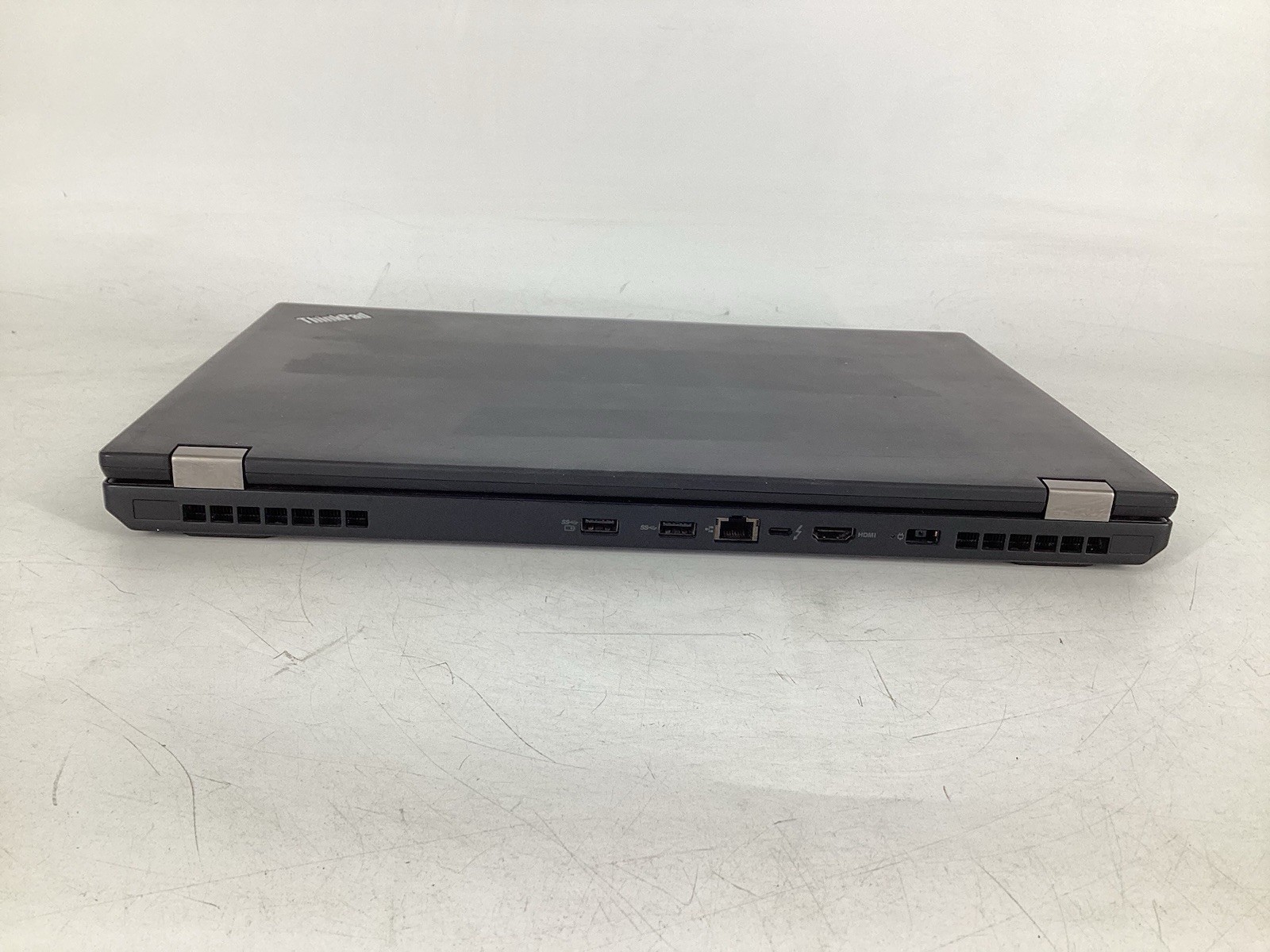 Lenovo ThinkPad P51 15.6″ (i7-7700HQ 2.8GHz Quadro M1200, 32GB, No SSD/OS) No AC