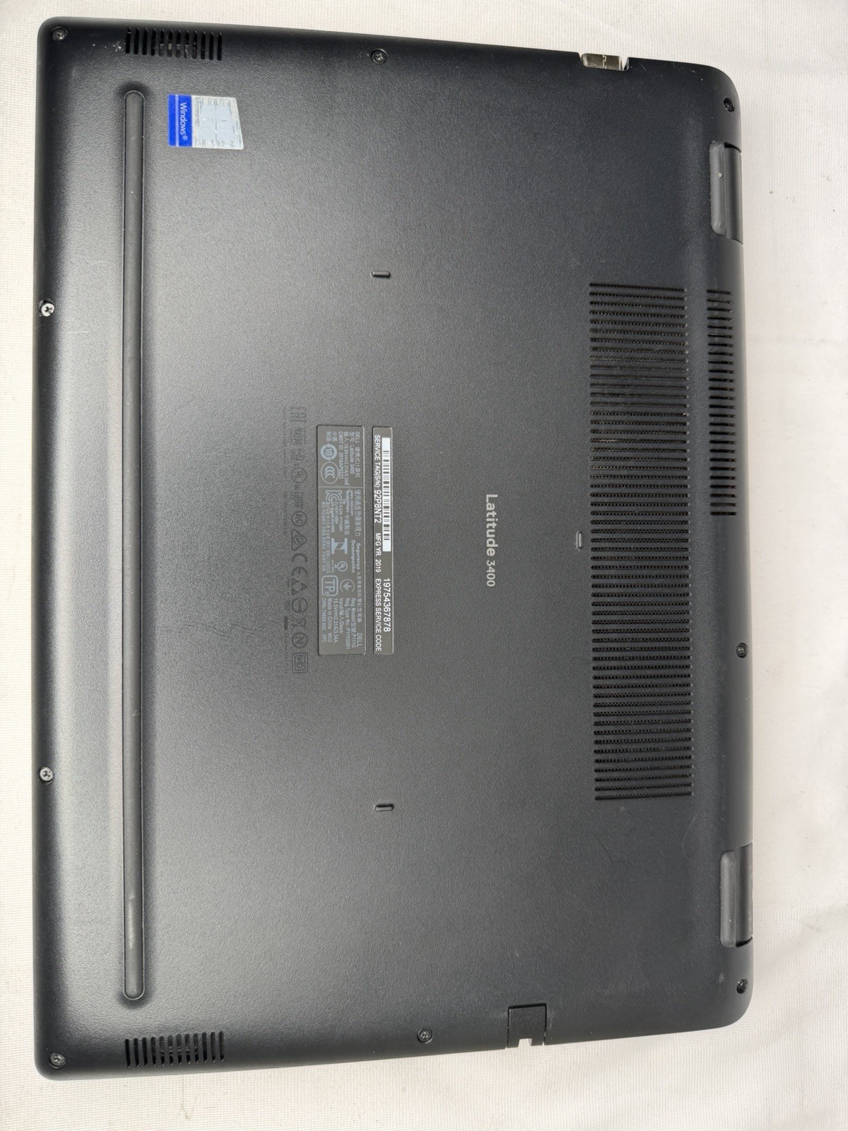 Dell Latitude 3400 14” (i7-8565U, 1.8 GHz, 16GB RAM, 256GB NVMe) Win11Pro wGPU