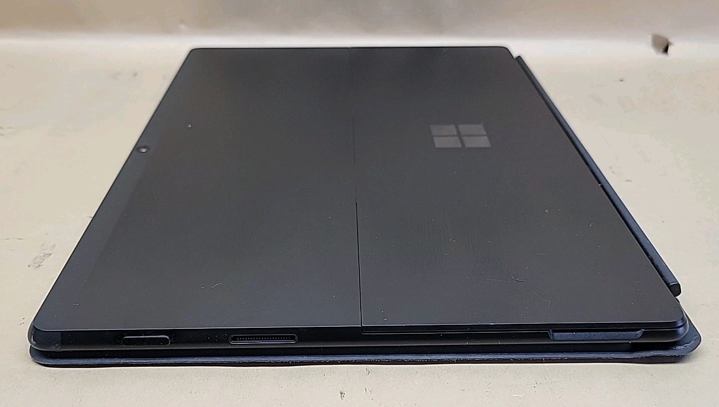 Microsoft Surface Pro X Microsoft SQ1 @ 3.00GHz 16GB RAM 256GB SSD W11P *READ*