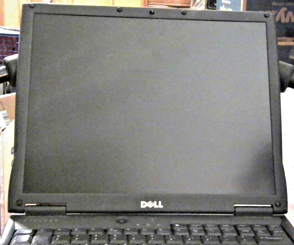 Older Dell Laptop computer for parts orr repair