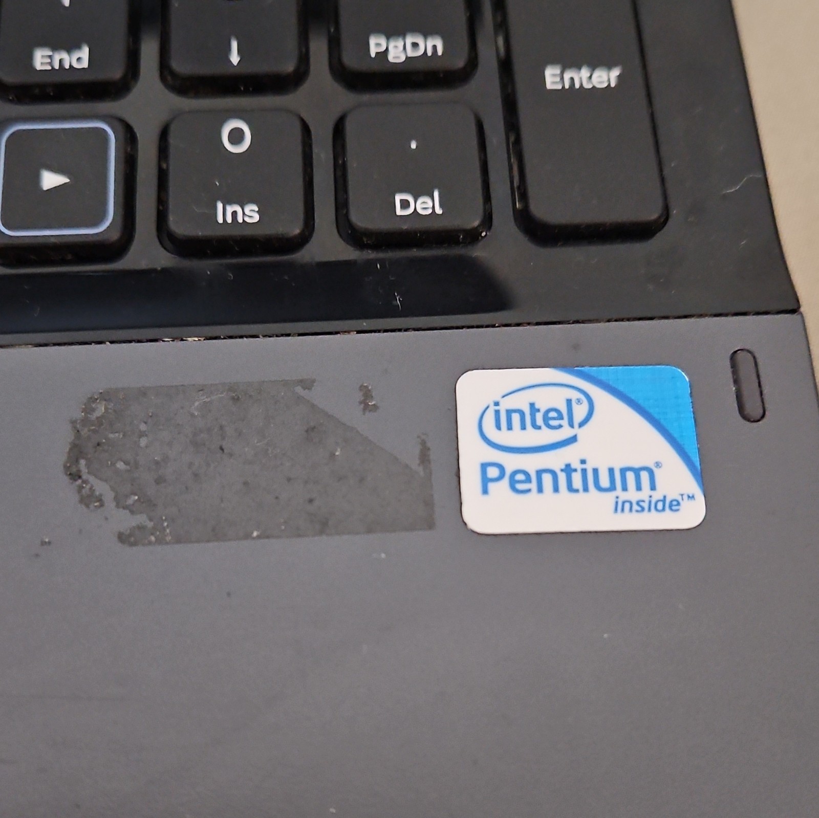 Samsung NP300E5C 300E 15.6″ Intel Pentium 8GB RAM 500GB HDD Win10