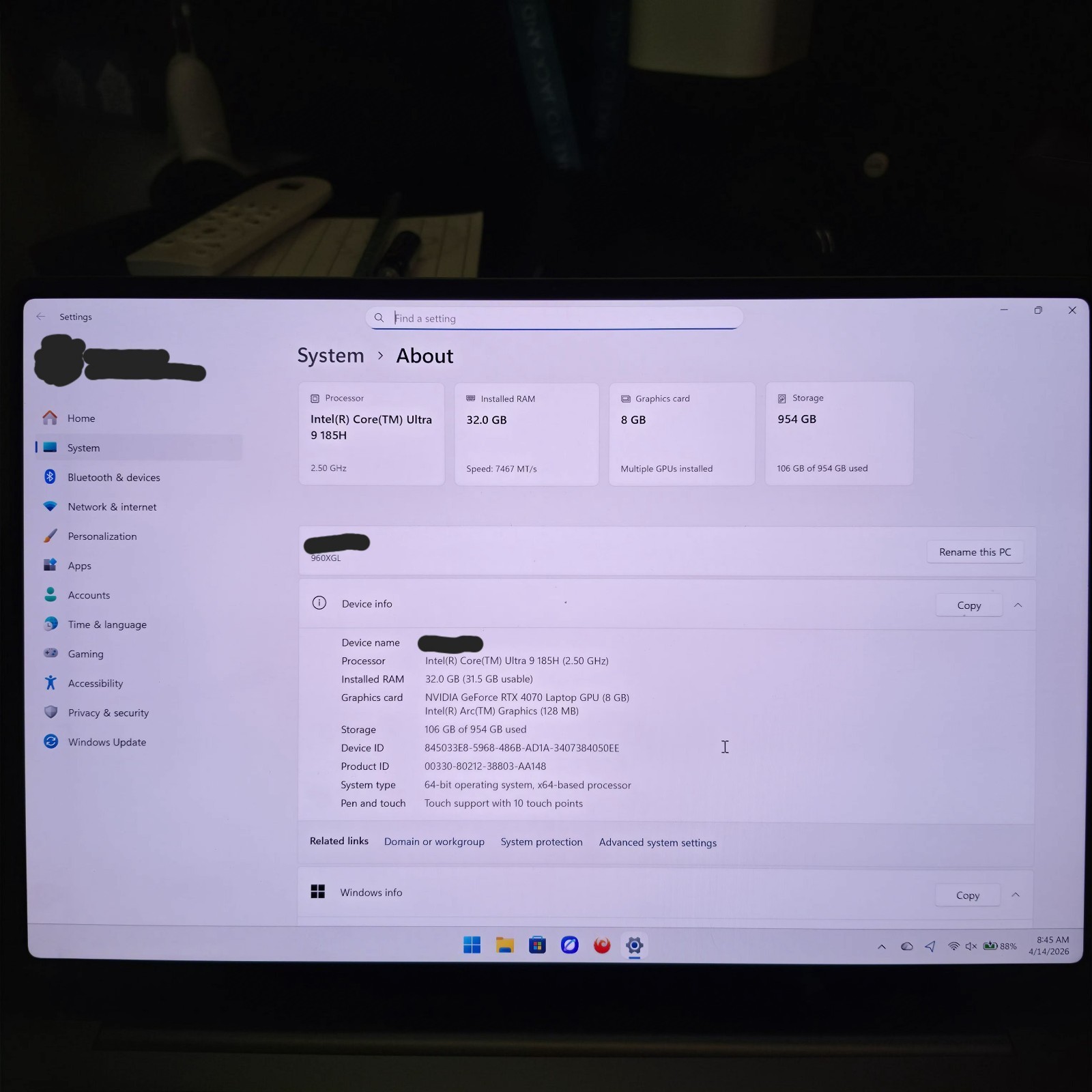 Samsung Galaxy Book 4 Ultra 9 RTX 4070 32GB RAM 1 TB SSD OLED