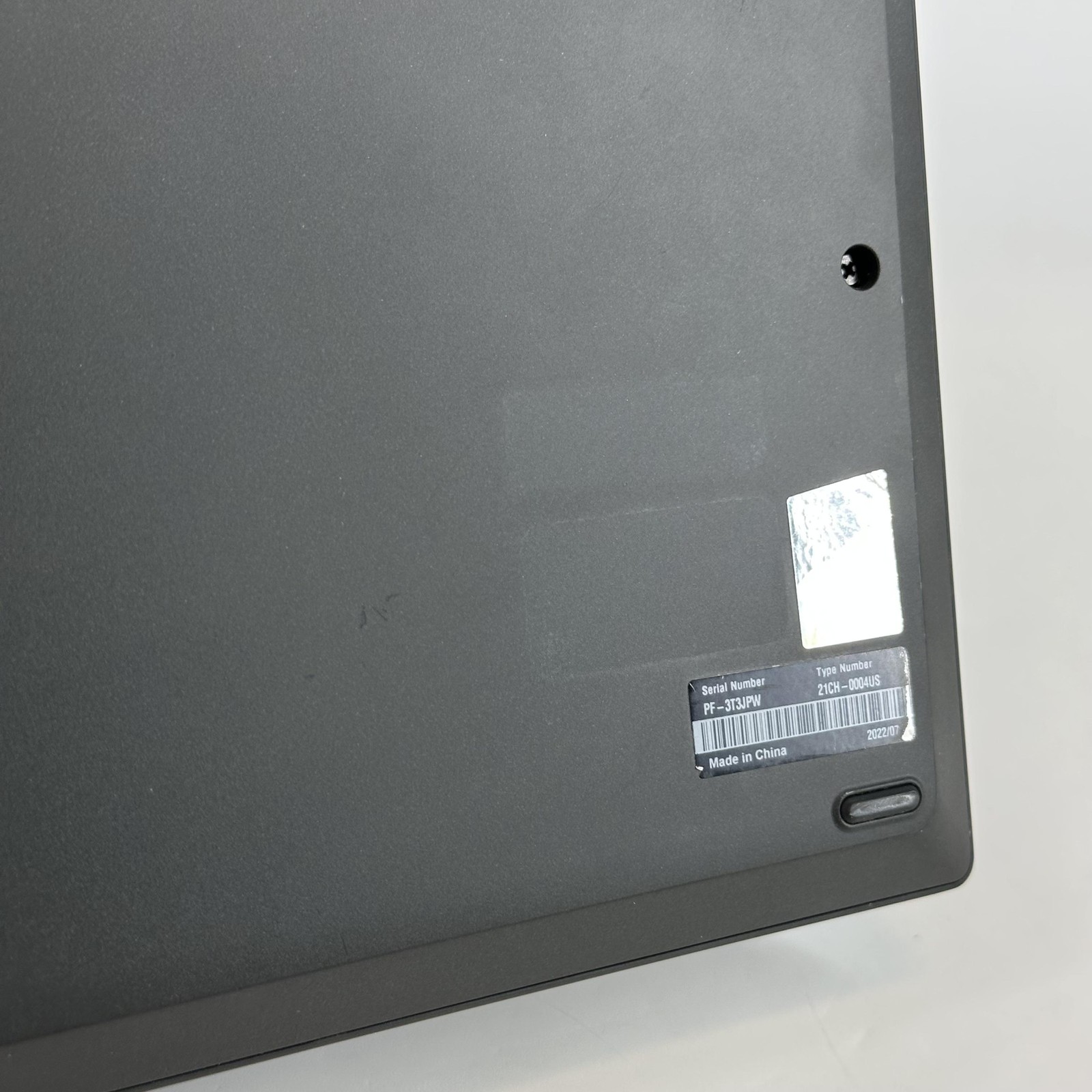 Lenovo ThinkPad T16 Gen 1 Gray FHD+ 2.9 GHz Ryzen 5 PRO 6650U 16GB 1TB SSD Good