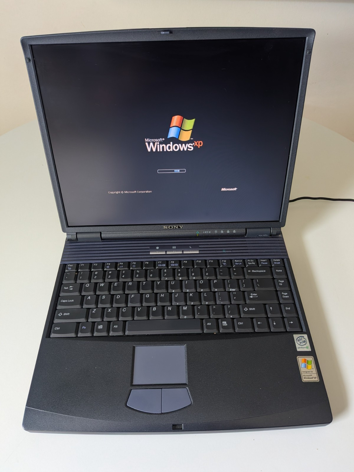Sony VAIO PCG-FX370 Laptop, 256MB RAM, 20GB HD, Sony Power Supply, PC Card Wifi