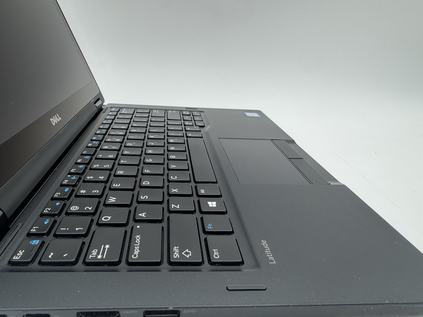 Dell Latitude 5289 2-in-1 12.3″ i5-7600U@2.8GHz, 8GB RAM, 256GB, Win 11 Pro