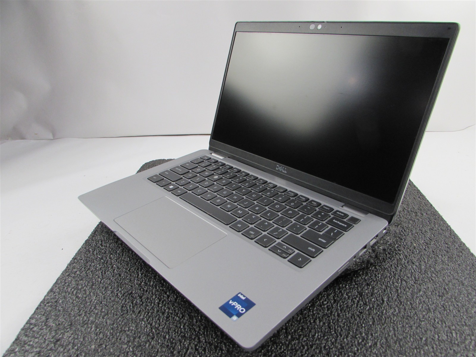 DELL LATITUDE 5330 FHD TOUCHSCREEN I5-1245U 10 CORE 512GB 16GB RAM NO O.S/BATT