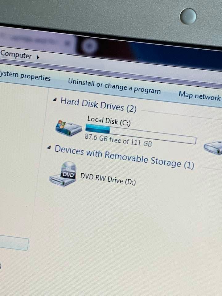 DELL INSPIRON PP29L INTEL CELERON 560 2.13GHz 120GB HDD 4GB RAM WIN 7 NO BATTERY
