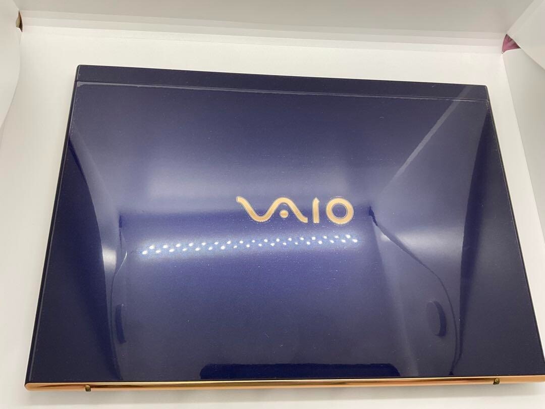 VAIO SX14 June 2023 release model VJS1468 Victory color special edition 4K d722