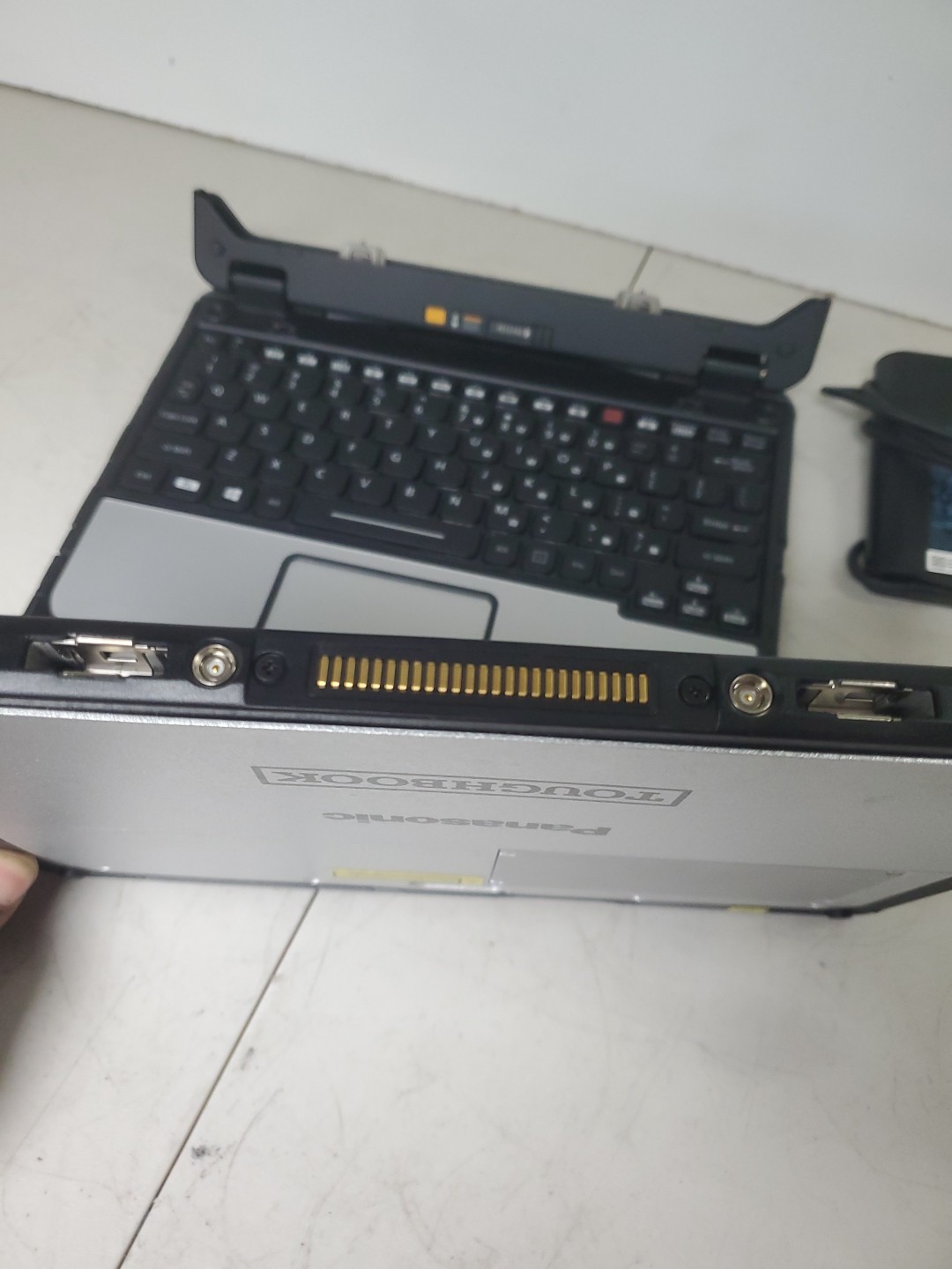 Panasonic Toughbook CF20 Core i5 7Y57 1.20GHz 16GB RAM 256GB SSD Win 10 Pro