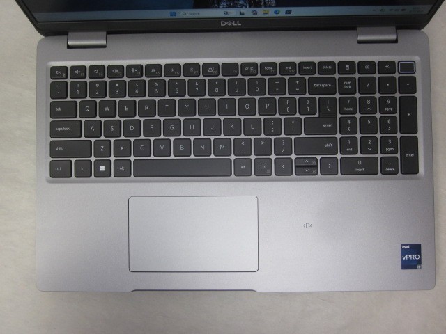 Dell Latitude 5540 I7-1370P @ 1.9GHz 512GB 32GB WIN11PRO TOUCH MX550 WNTY 4/27 2