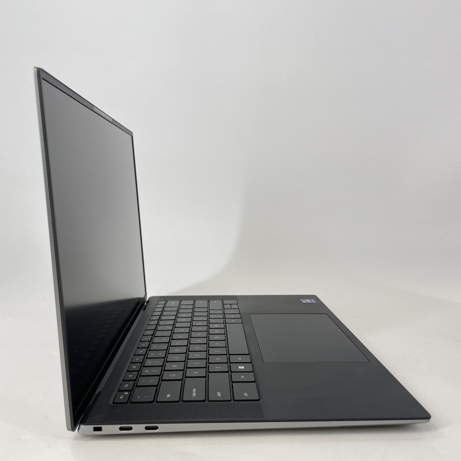 Dell Precision 5570 15.6 Gray FHD+ 2.5GHz i9-12900H 8GB 1TB SSD NVIDIA RTX A2000