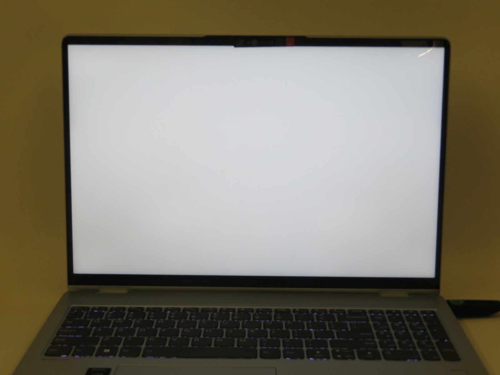 Lenovo Ideapad Flex 5 16IAU7 16in i5-1235U 16GB RAM 512GB SSD W11
