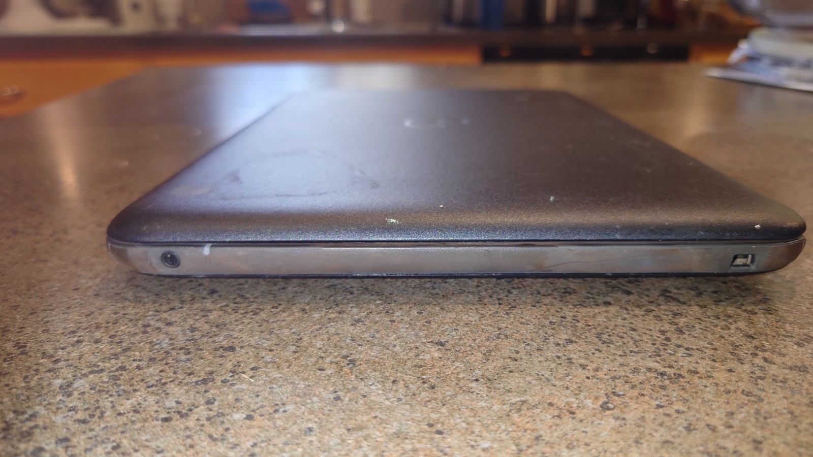 Dell Latitude 3190 Windows 11 – Laptop 2-in-1 / 120GB / 4GB DDR4 / INTEL 1.1GHZ