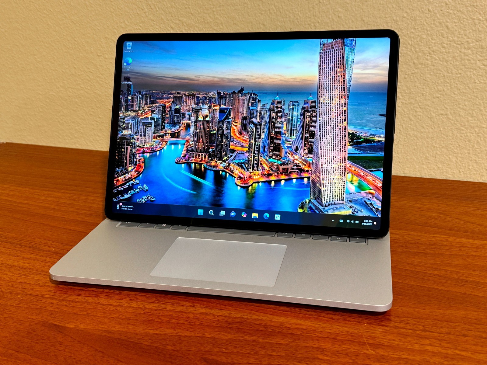 Microsoft Surface Laptop Studio 14.4″ i7 11370H 32GB 1TB SSD Nvidia RTX A2000