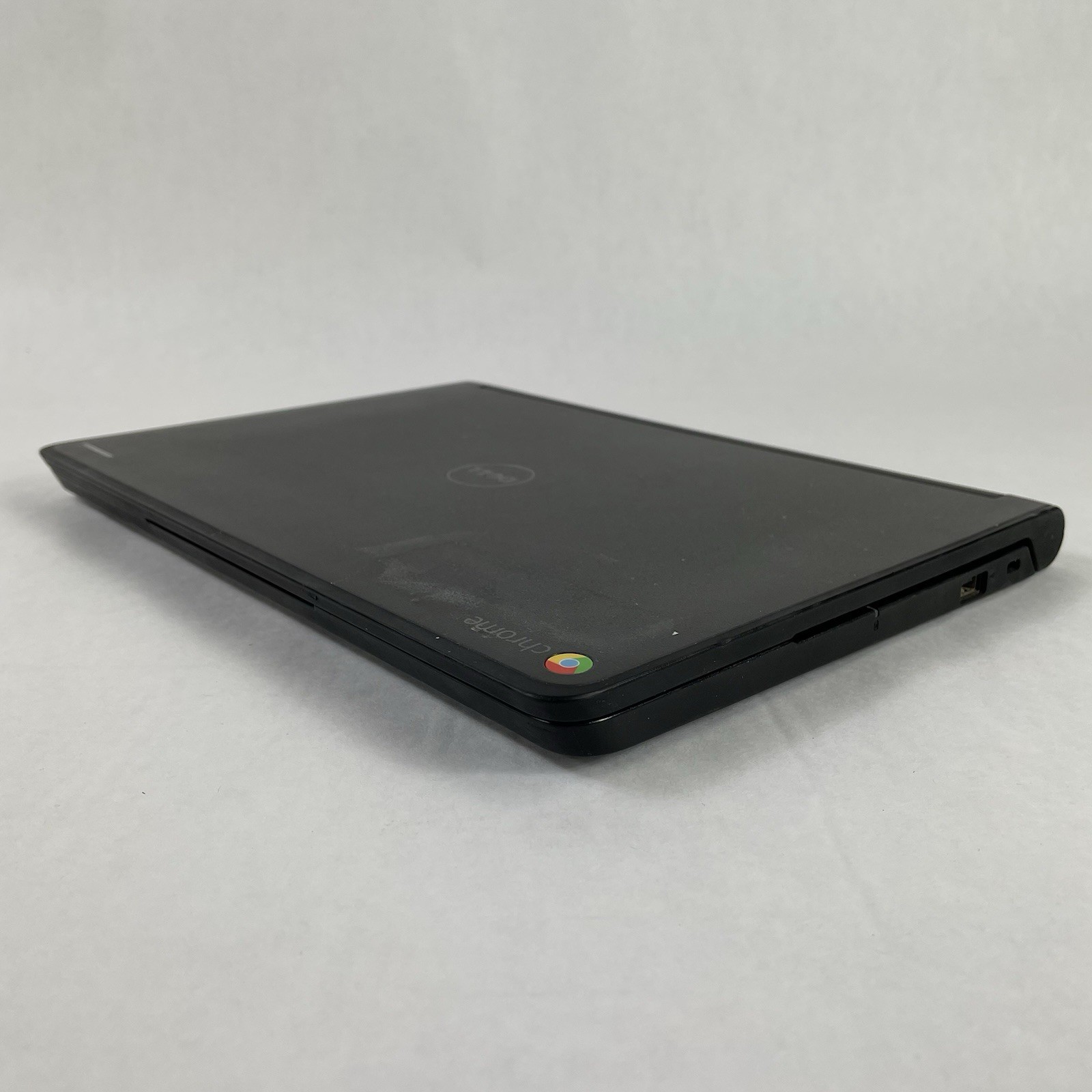 Dell Chromebook 11 P22T 11.6″ Celeron N2840 2.16 GHz 4 GB RAM 16 GB SSD