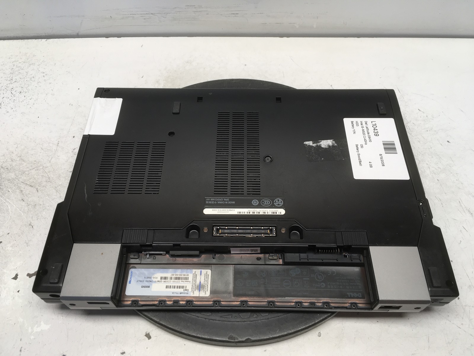 Dell Latitude E6410 Intel i5-M520 2.4GHz 4 GB NO HDD No Batt