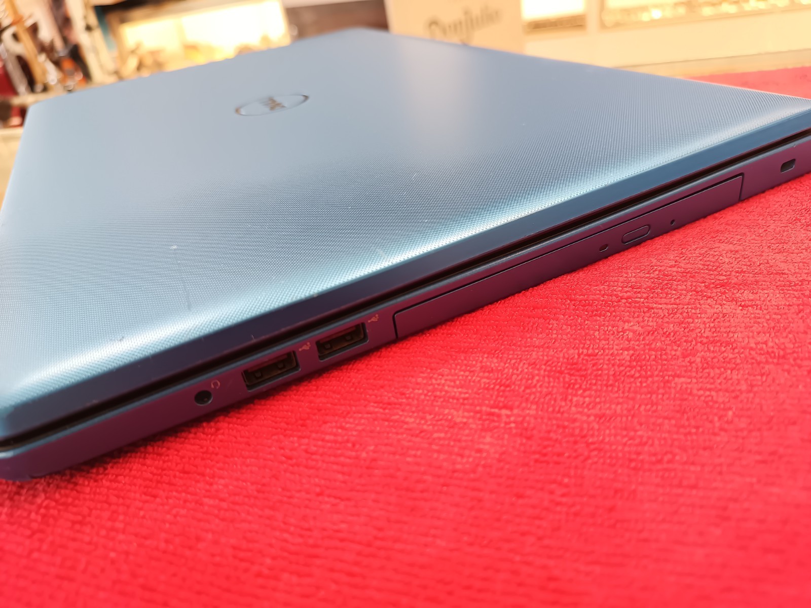 17.3″ Dell P28E INSPIRON 17 Laptop AMD A8-7410 2.20GHz 8GB RAM 1TB Laptop AS-IS!