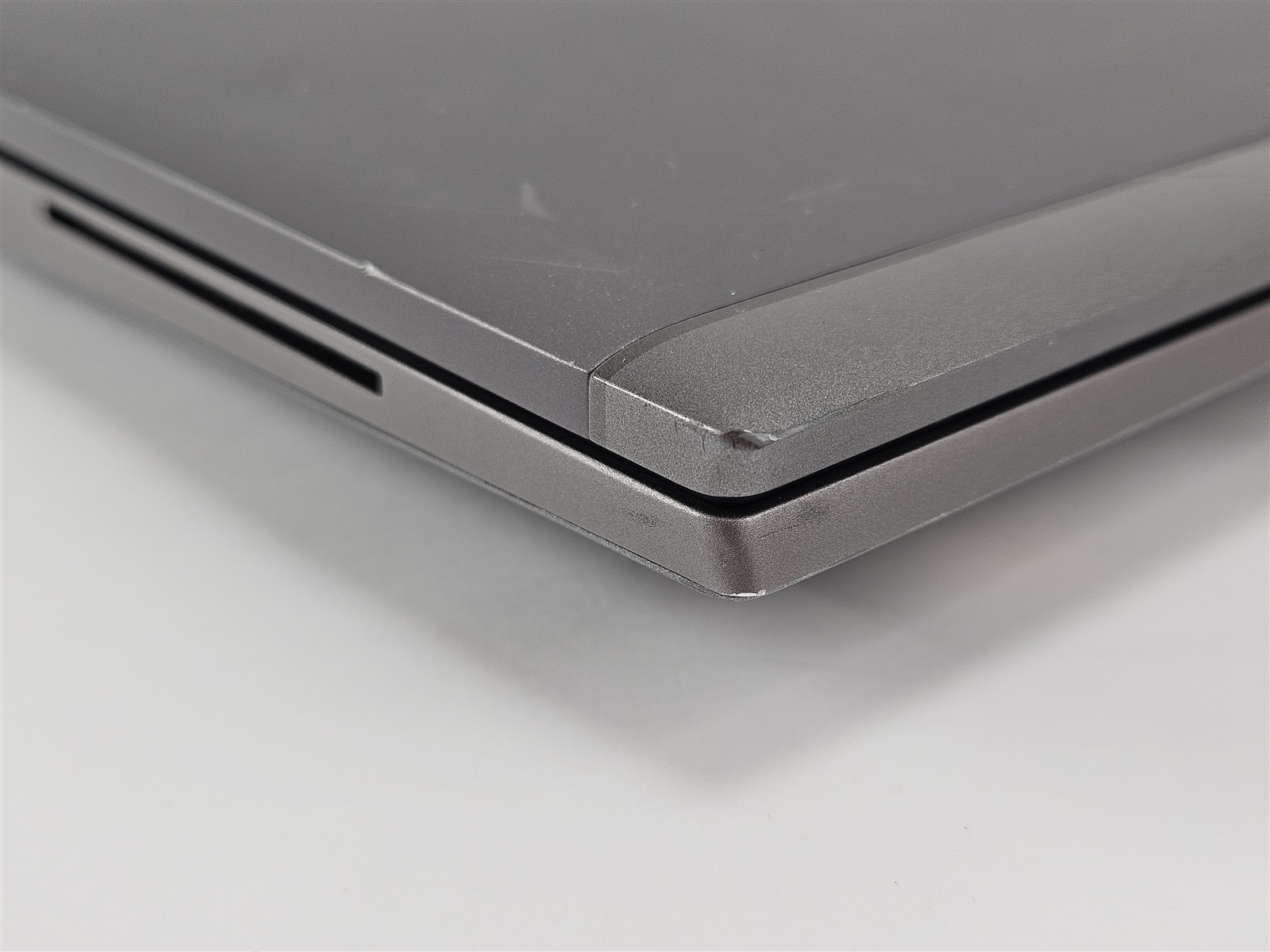 HP ZBook Fury 17 G8 Intel Core i9-11950H 32GB RAM 1TB SSD RTX A5000 16GB No OS