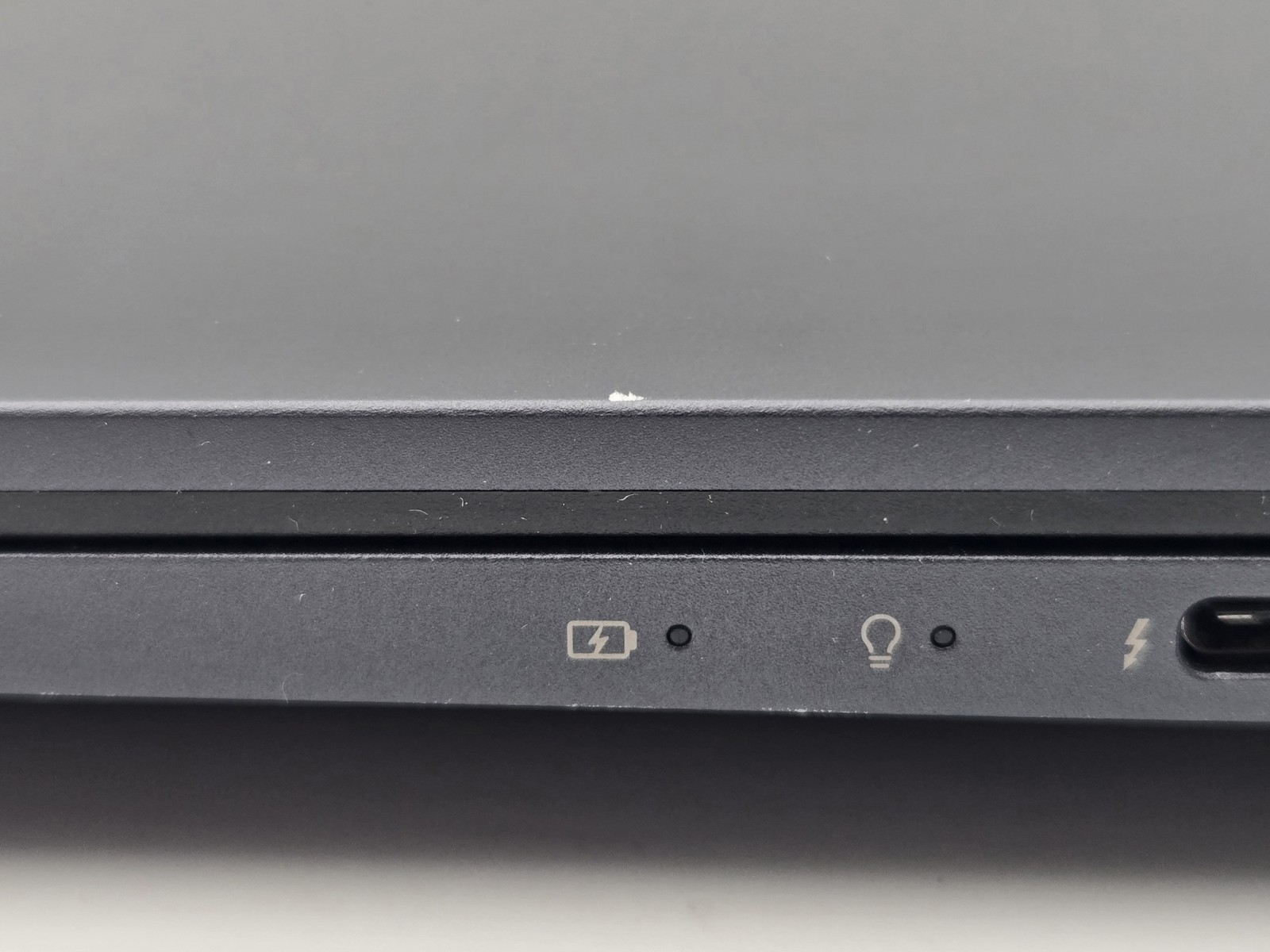 ASUS Zenbook 14X OLED UX3404 14.5″ 2.8K Touch i5-13500H 8GB 512GB SSD Win 11