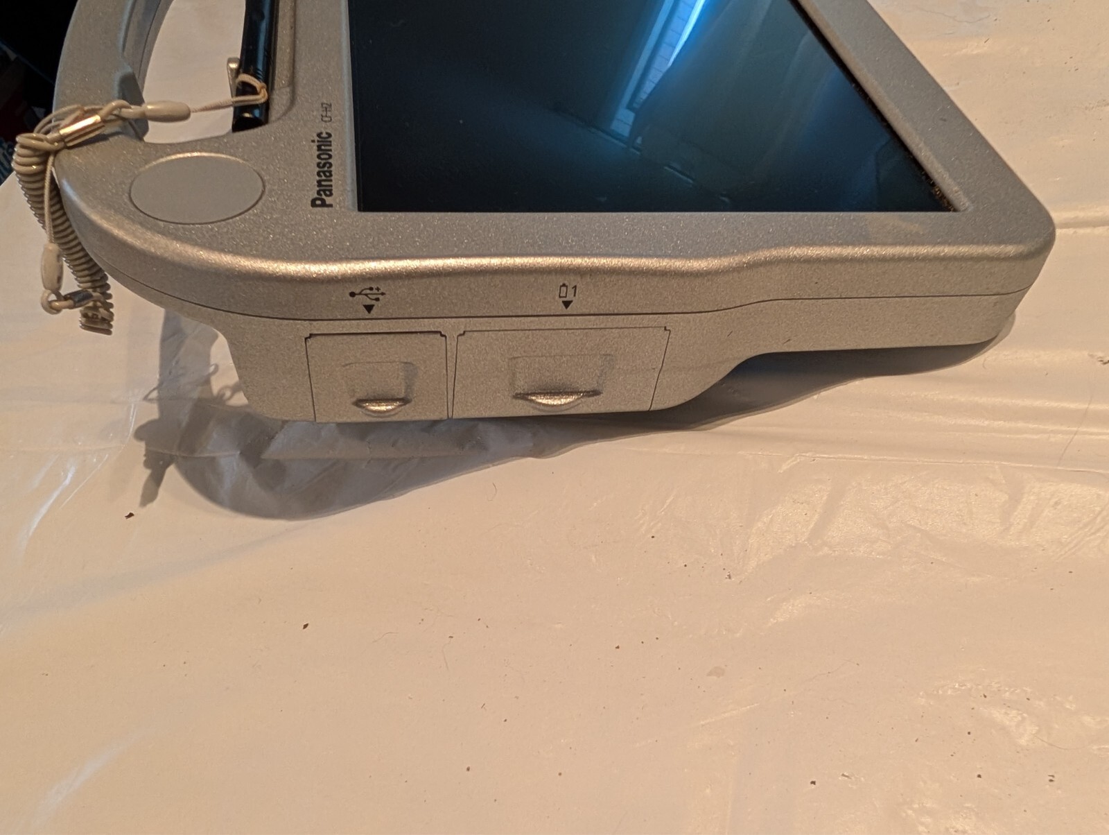 Lot Of 2 Panasonic CF-H2 With 1 Charger Stand ,Working (See Description)