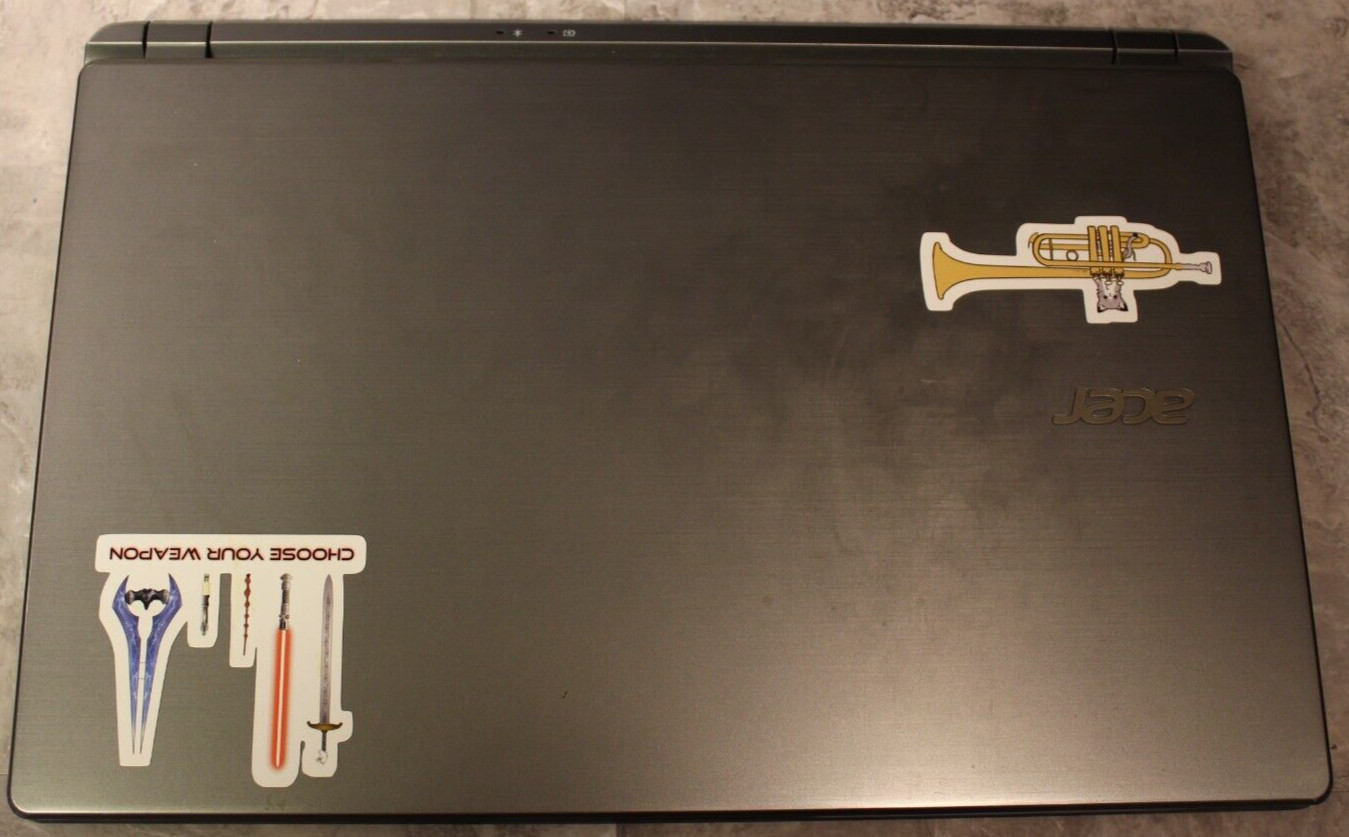 Acer Aspire V5-573P Used 500GB HDD Windows 10 4GB Ram i5-3337U@2.70GHz CPU