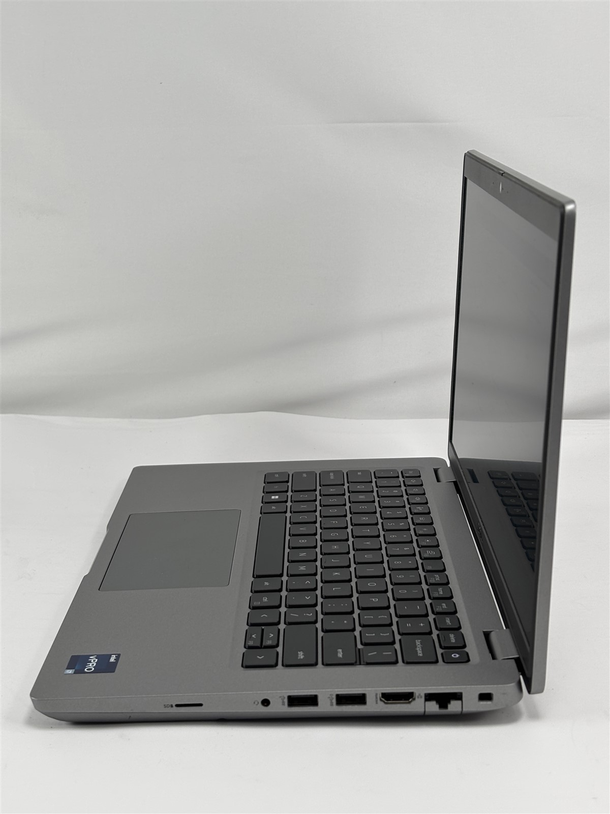 Dell Latitude 5431 14″ i7-1270P 16GB 256GB SSD FHD USB-C Laptop