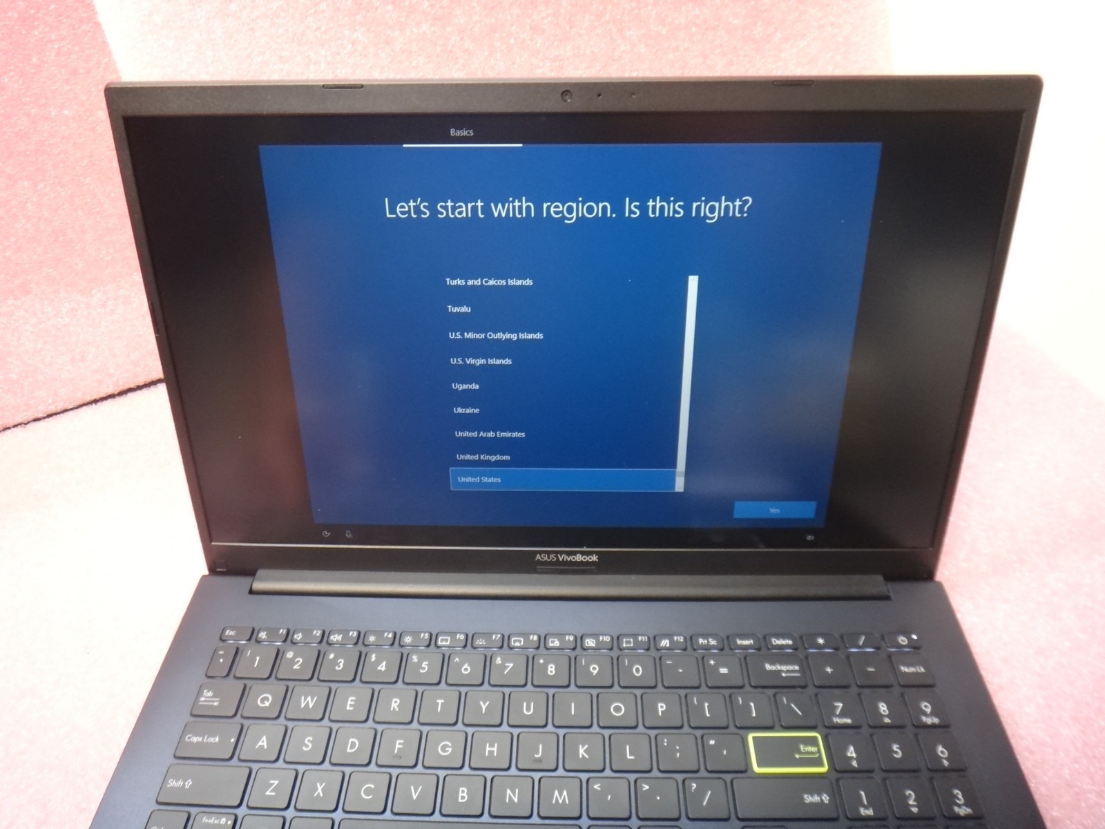 Genuine ASUS VivoBook 15 F513E 15.6″ FHD Intel Core i3-1115G4 8GB Ram 256GB SSD