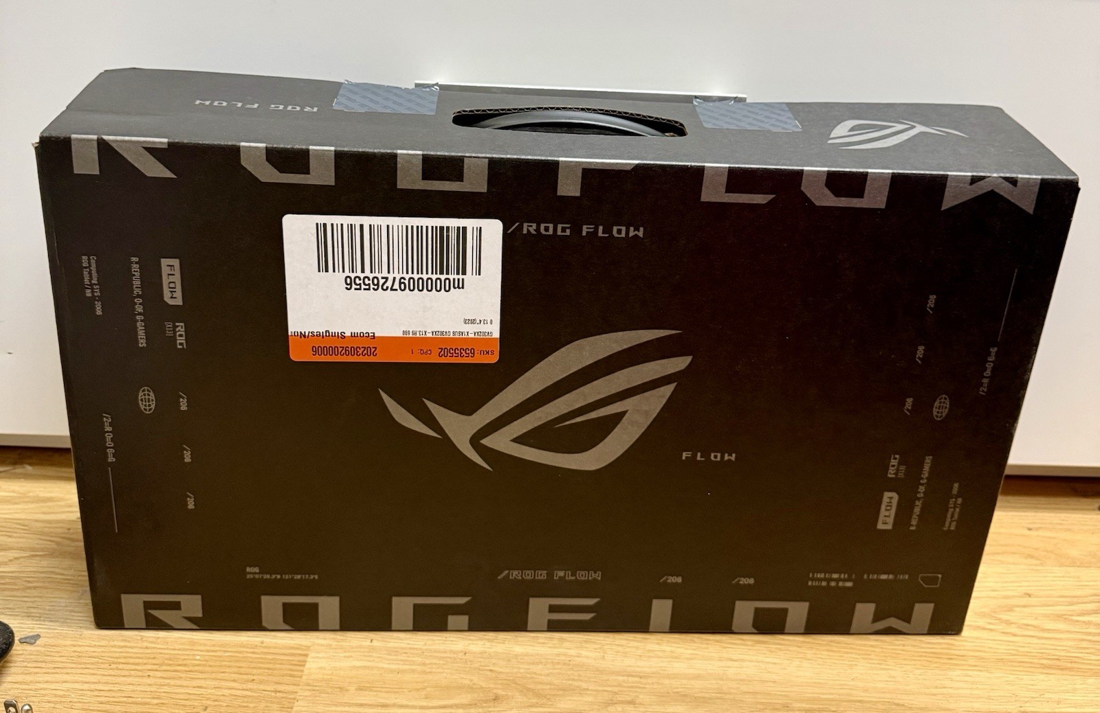 Asus ROG Flow X13 13.4 FHD+ TOUCH Ryzen 9 7940HS 16GB-RAM 512GB-SSD