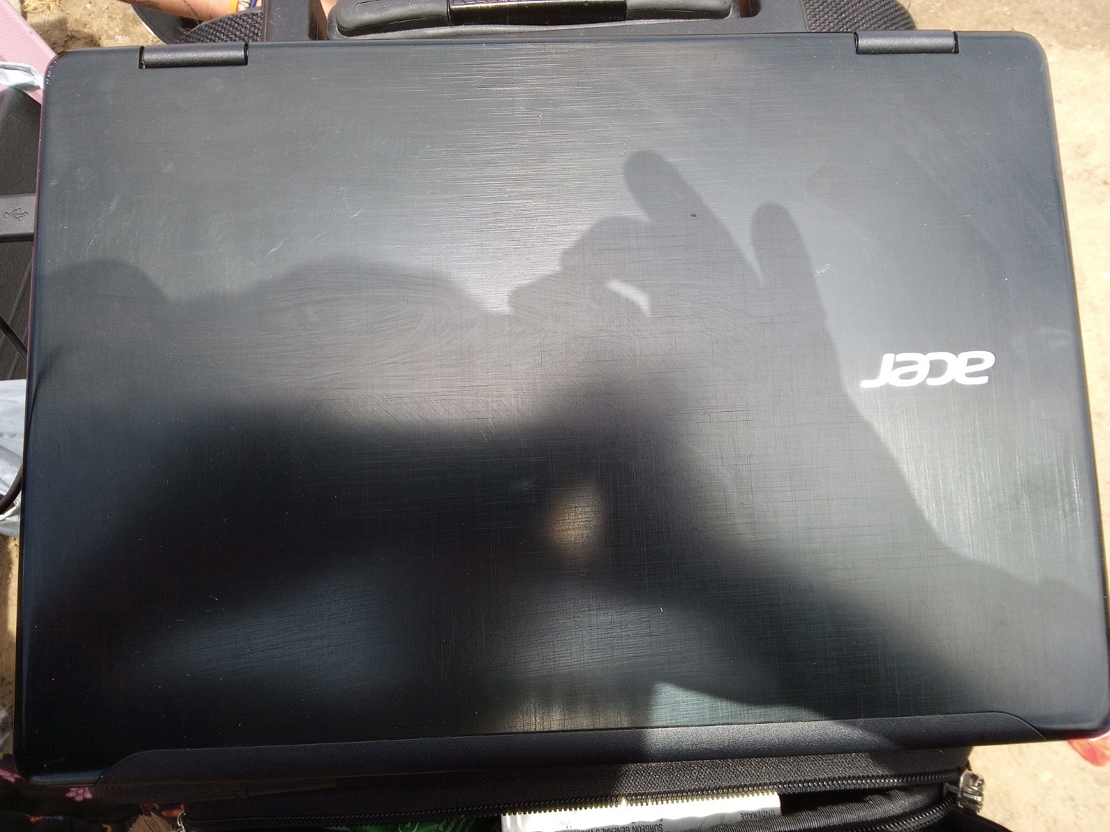 Acer Aspire E5-575G-53VG i5 2.3Ghz 4GB 2-256SSD 15.6″ Battery Win10