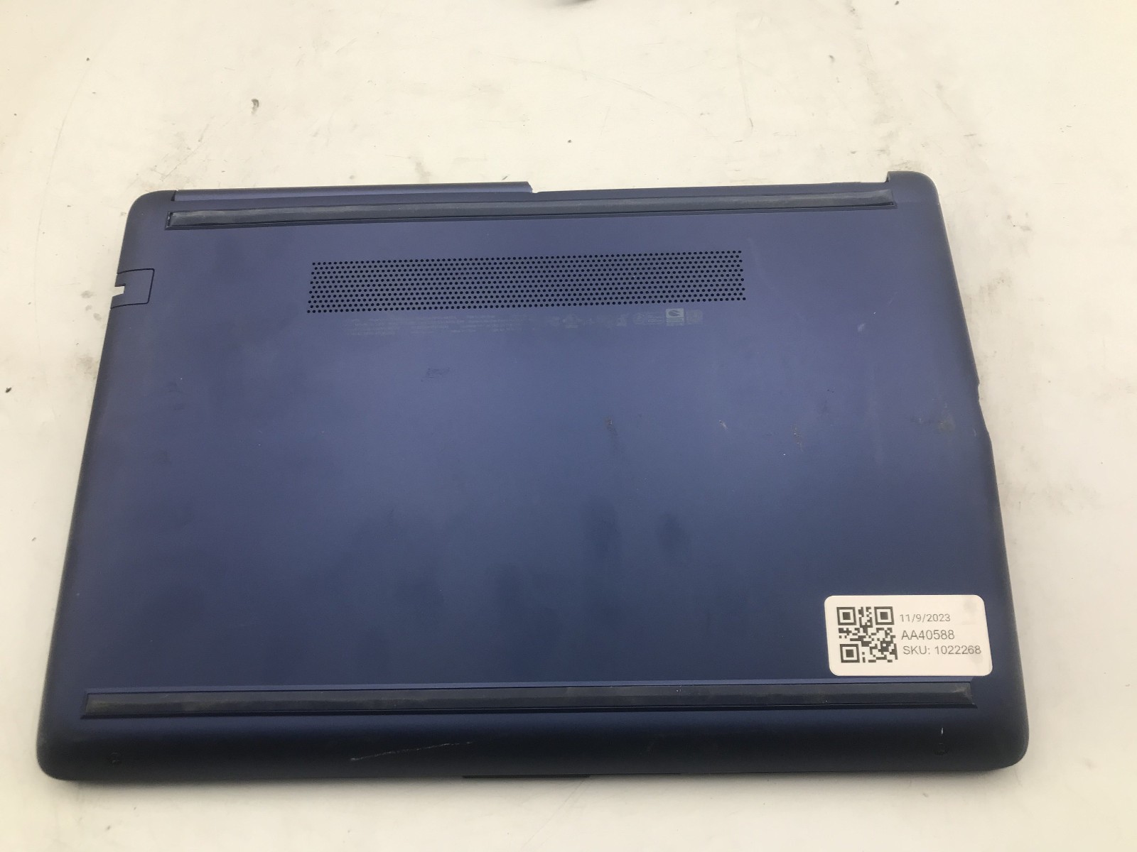 HP 14 CF2111WM – FOR PARTS/DAMAGED UNIT – INTEL CELERON N4120 – 4GB RAM -READ-BB