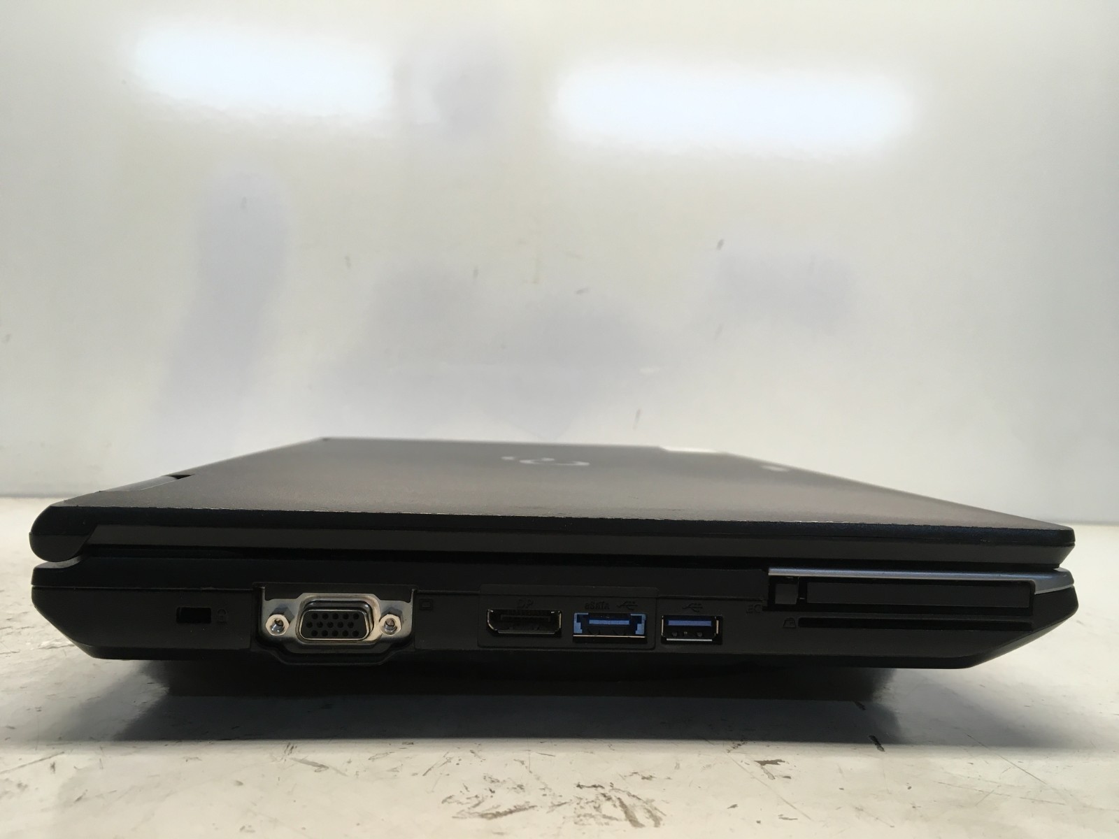 Fujitsu LifeBook E752 Intel i5-3340M 2.7GHz 4 GB NO HDD – READ