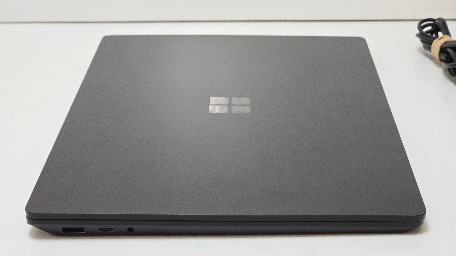 Surface Laptop 6 13.5″ (2033) Core Ultra 7 165H ,32 GB RAM, 1 TB SSD Touch